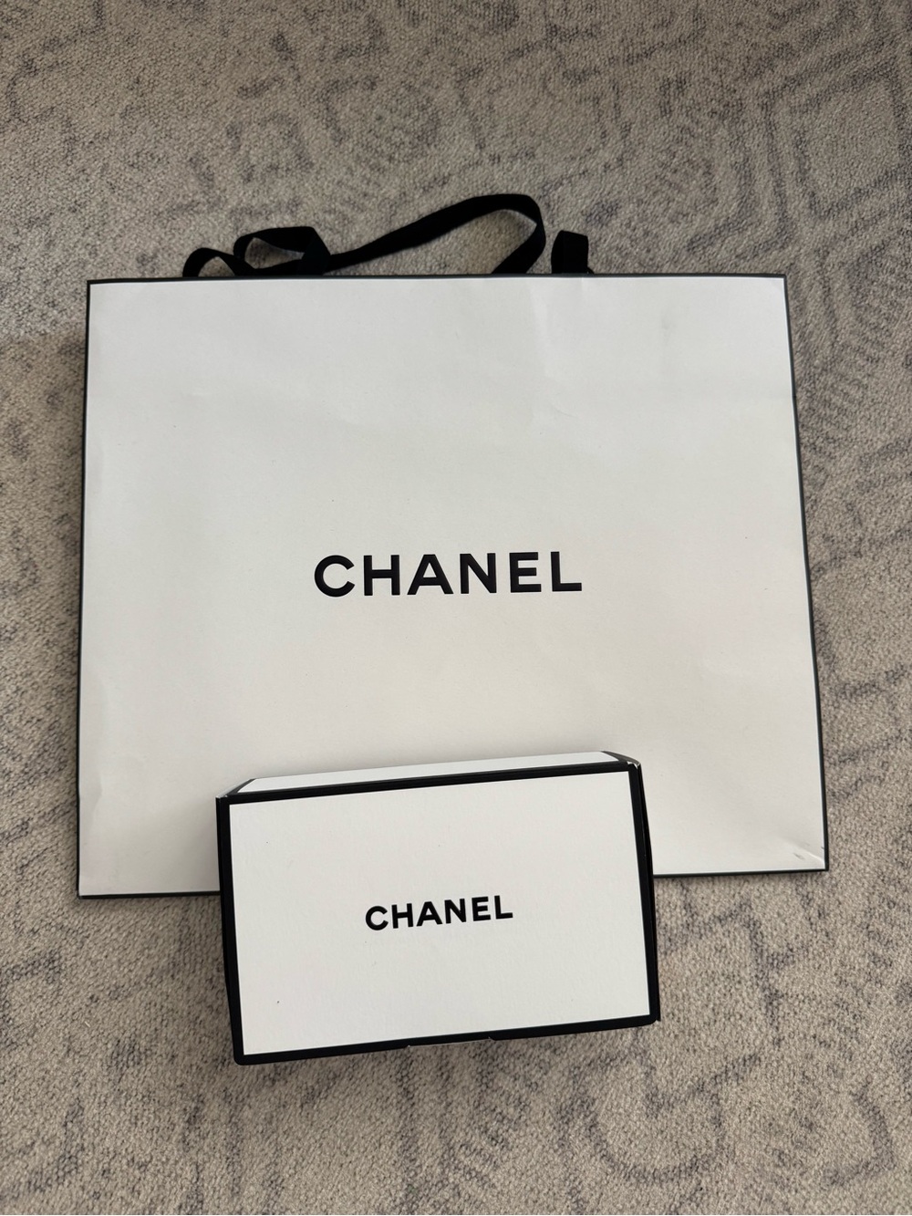 CHANEL White and Black Branded Gift Bag and Box Set
